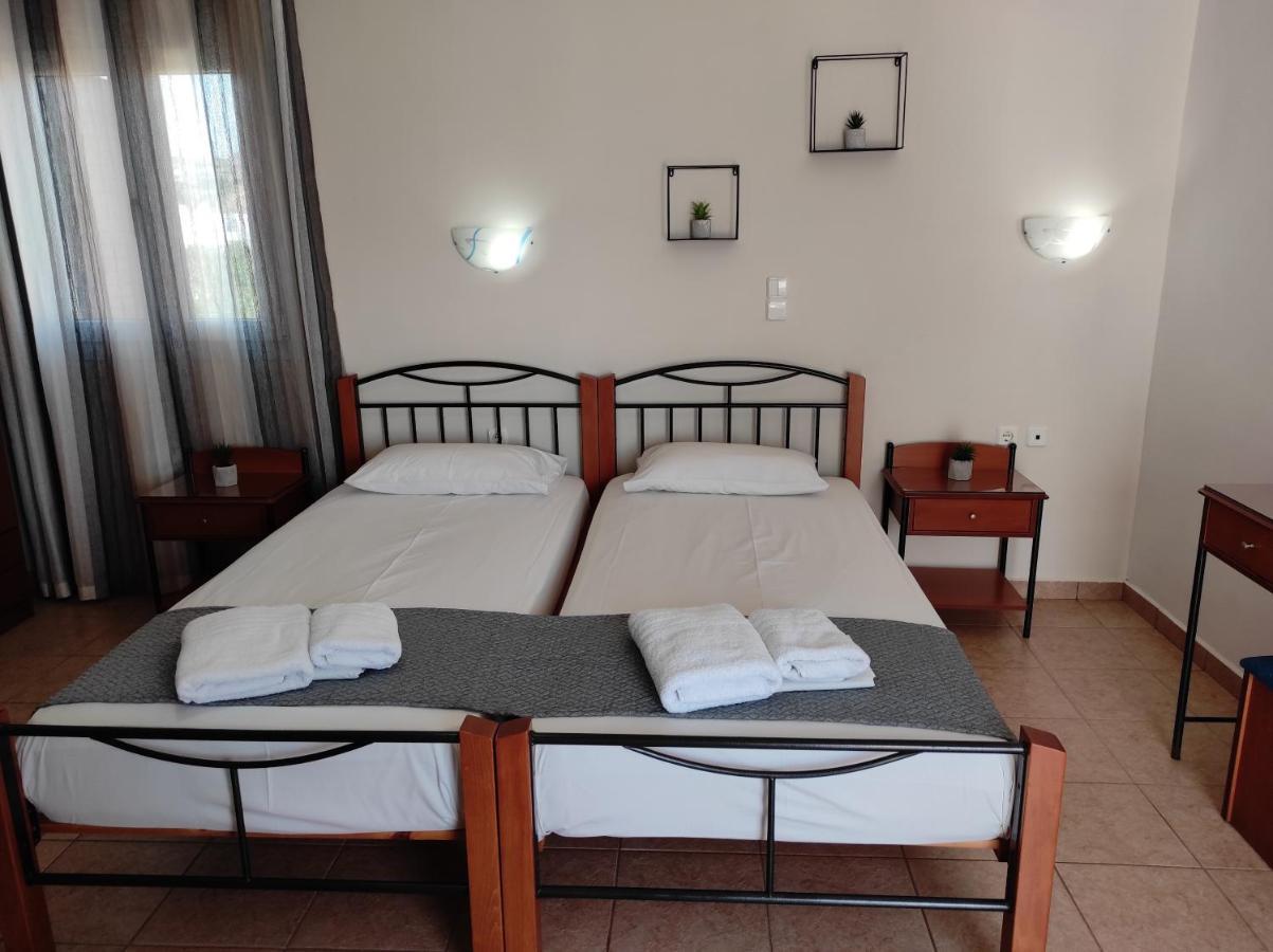 Vythos Apartment Adamantas  Bagian luar foto