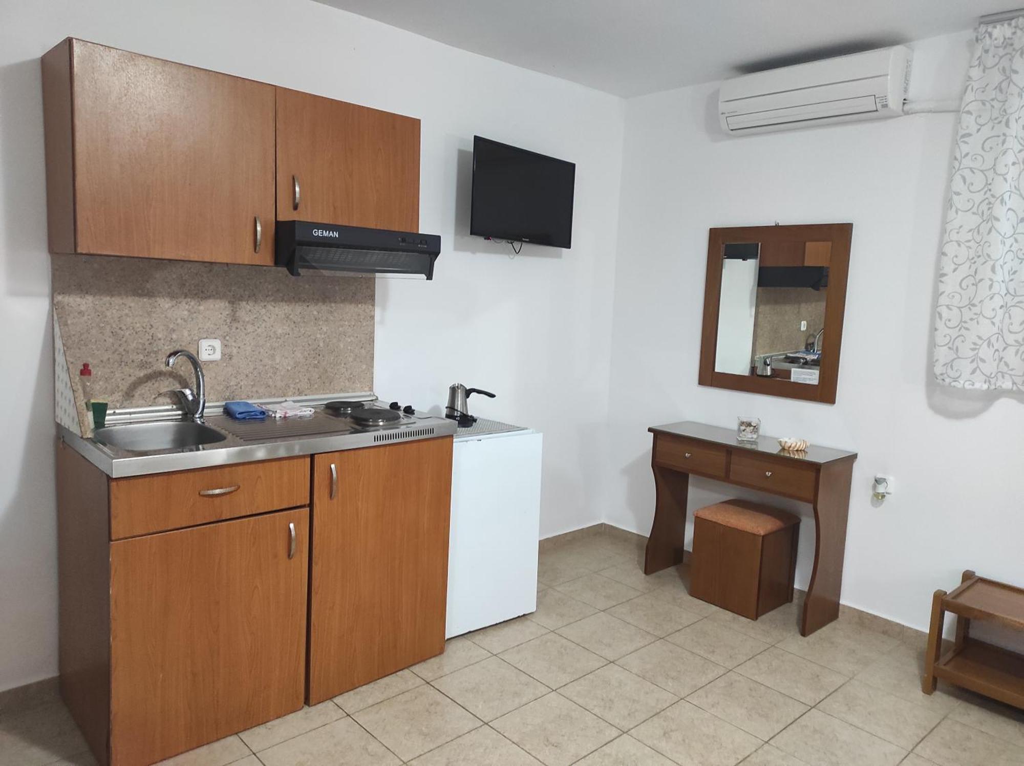 Vythos Apartment Adamantas  Bagian luar foto