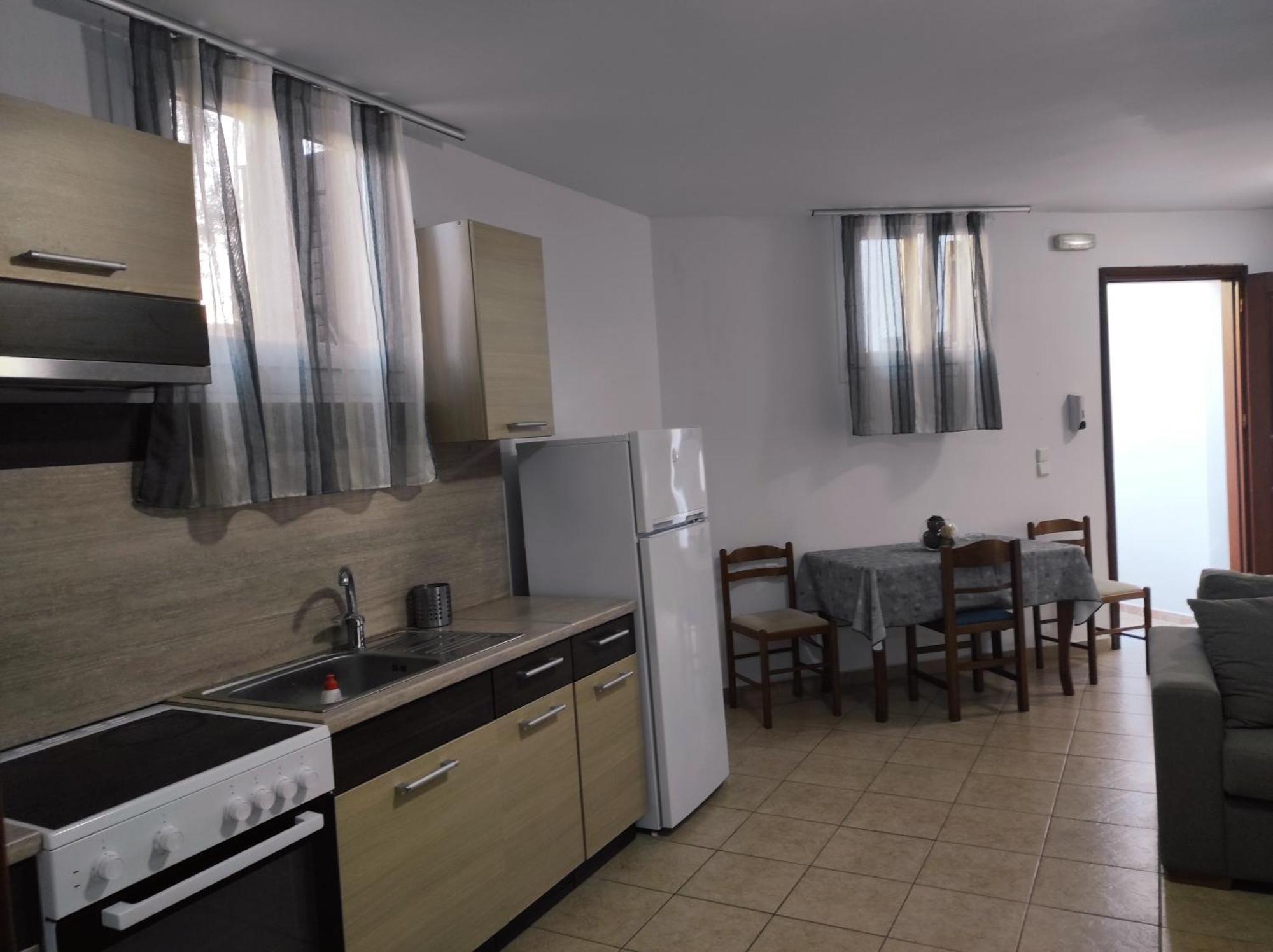 Vythos Apartment Adamantas  Bagian luar foto