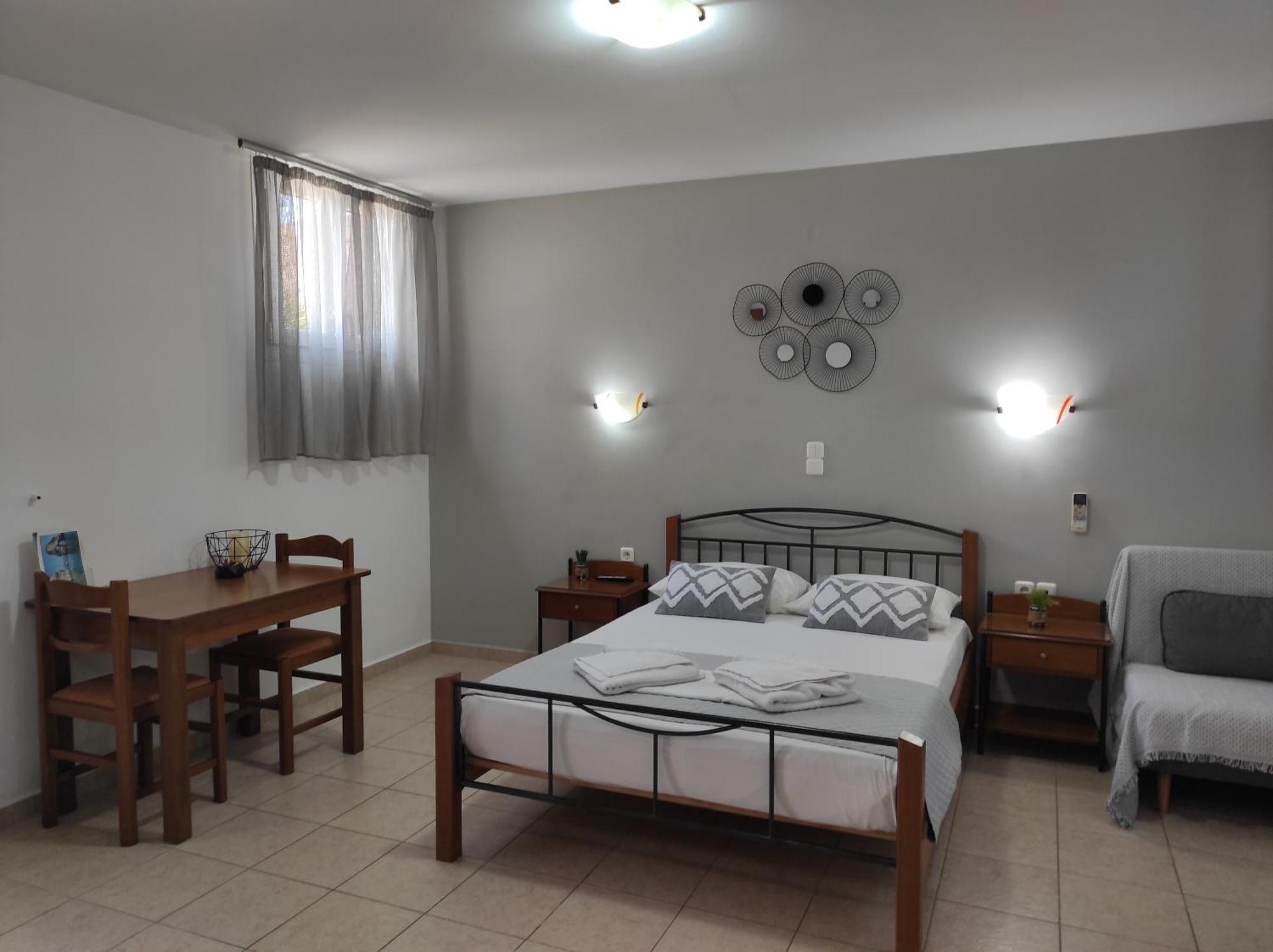 Vythos Apartment Adamantas  Bagian luar foto