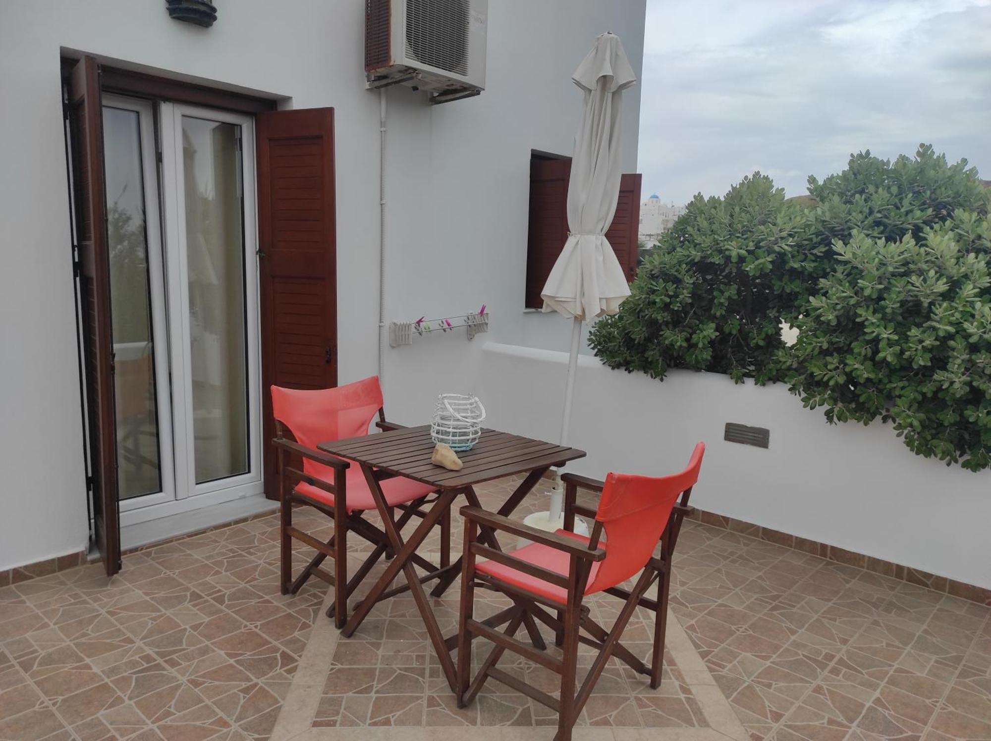 Vythos Apartment Adamantas  Bagian luar foto