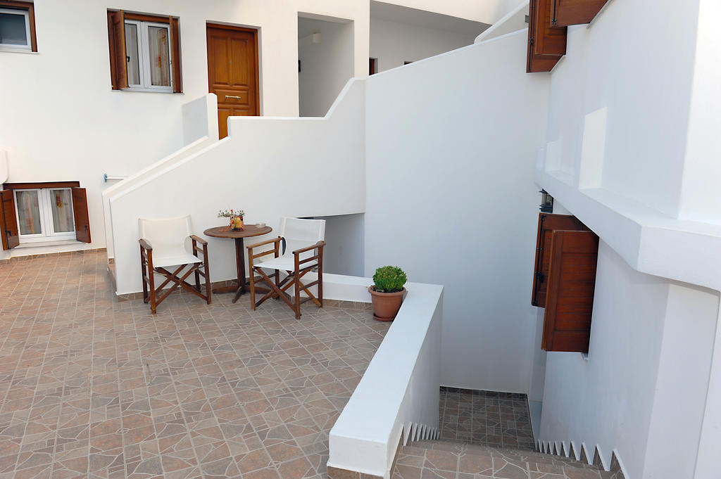Vythos Apartment Adamantas  Ruang foto