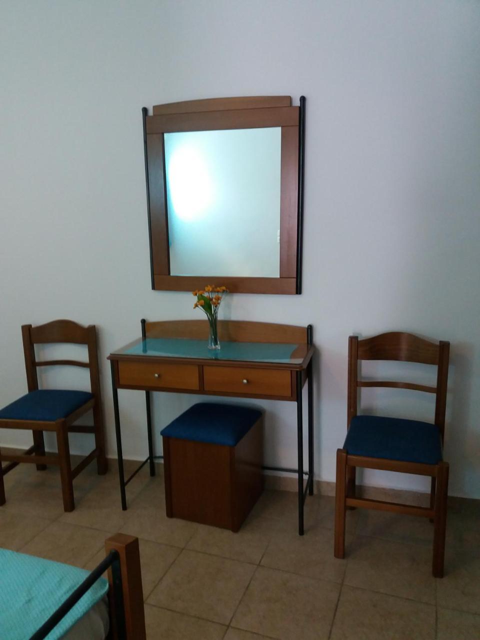 Vythos Apartment Adamantas  Bagian luar foto